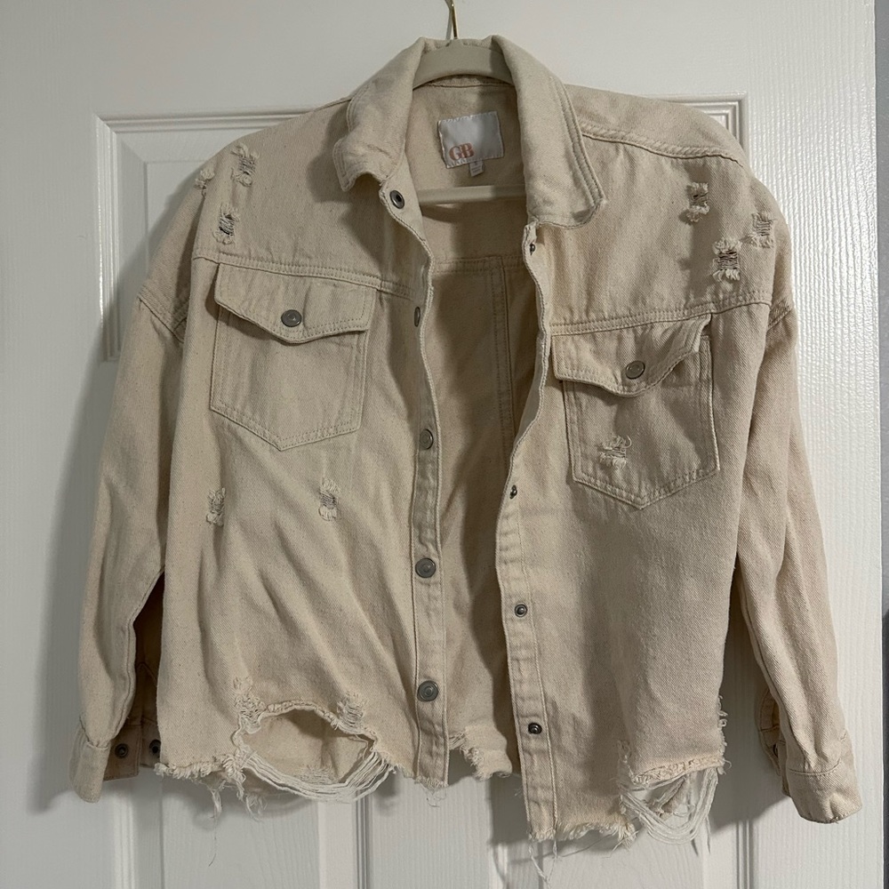 Gianni Bini Distressed denim shirt jacket
